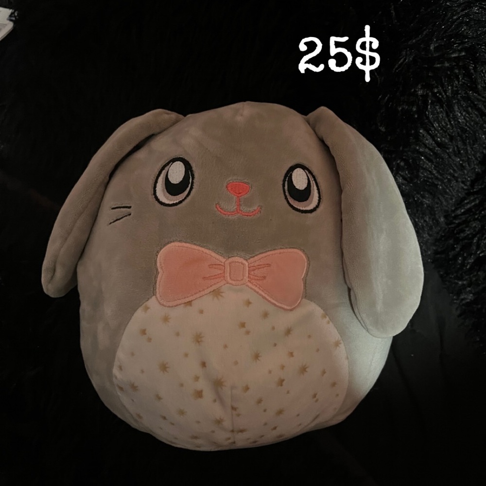 Blake the bunny squishmellow